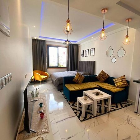 Luxueux Appartement Downtown Rabat Esterno foto