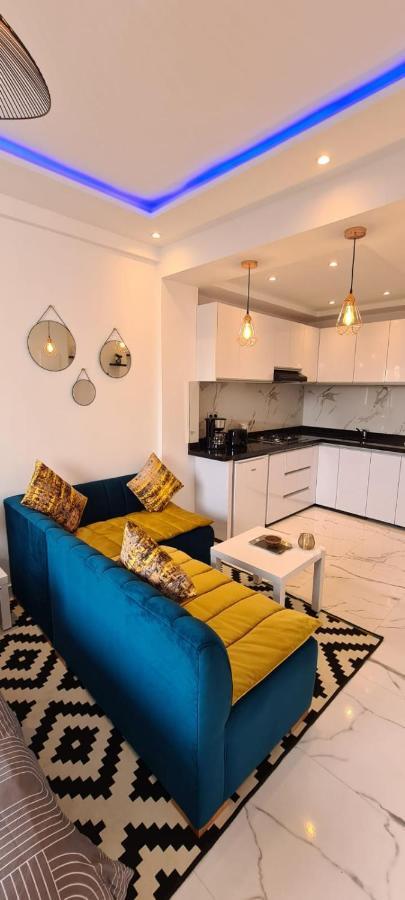 Luxueux Appartement Downtown Rabat Esterno foto