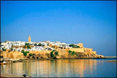 Luxueux Appartement Downtown Rabat Esterno foto