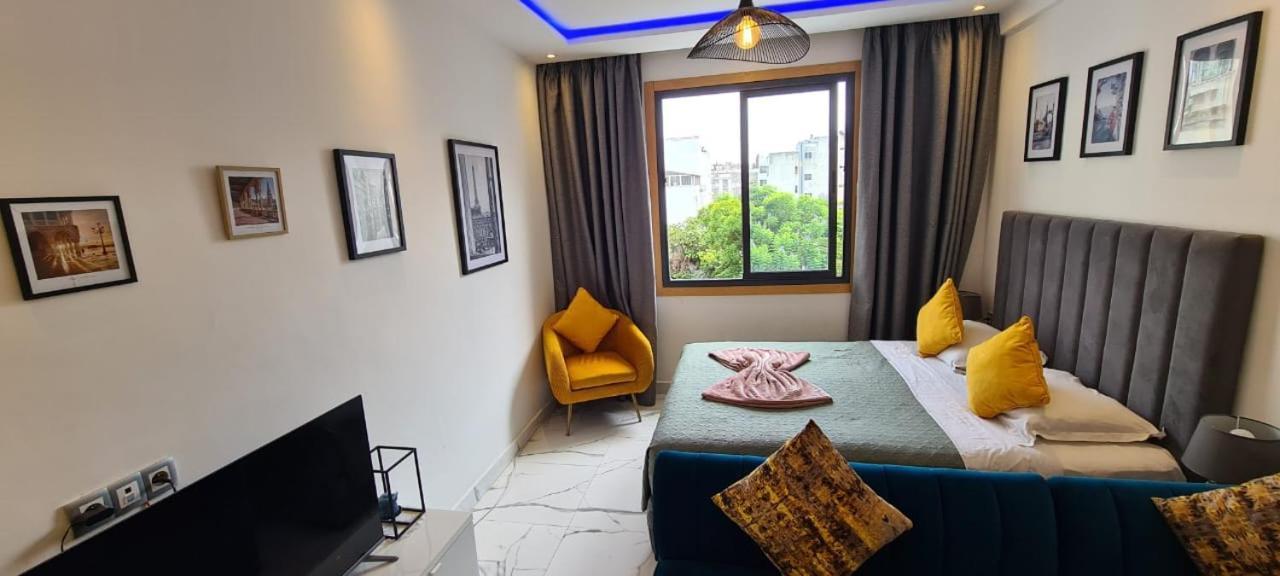 Luxueux Appartement Downtown Rabat Esterno foto